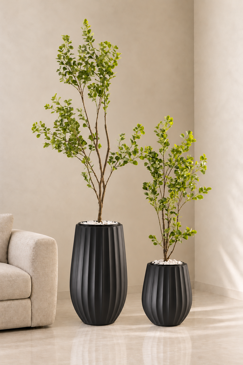 זוג כדי Elegance בשילוב עצי בניאן מלאכותיים