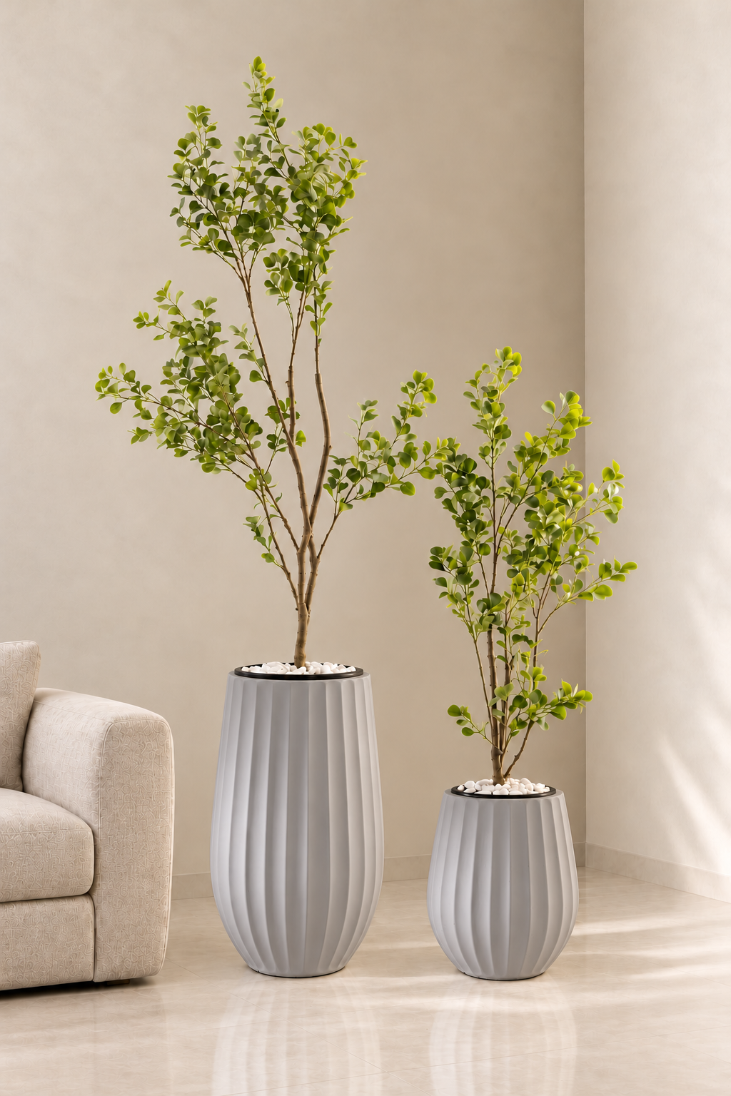 זוג כדי Elegance בשילוב עצי בניאן מלאכותיים